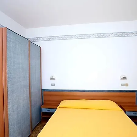 Mauri Hotel