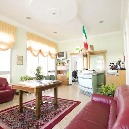Hotel Albergo Villa Mauri 2*