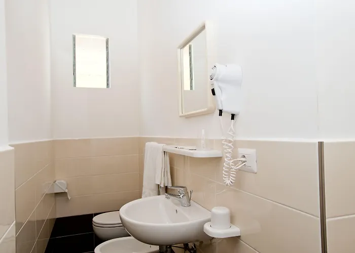 Hotel Mauri 2*